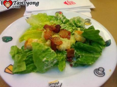 Pizza Hut : Treat yourself to compensate from your hardwork.