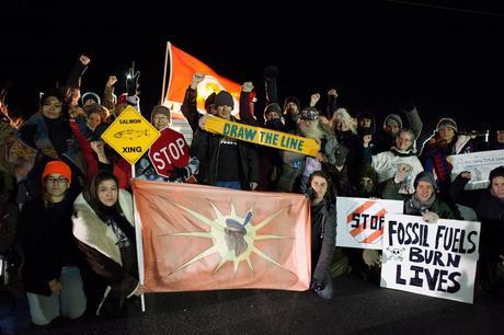 Tribal members from Umatilla and Warm Springs meet the megaload in December. Photo: Portland Rising Tide