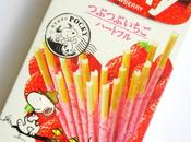 Review: Heart Shaped Strawberry Pocky!