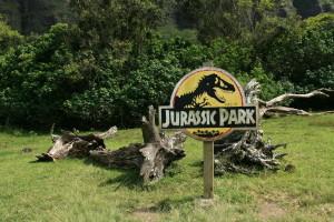 movie-ranch-tour-through-kaawa-valley-where-the-dinosaurs-run
