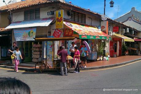 Erotic !! Cultural Street Scenes of Melaka