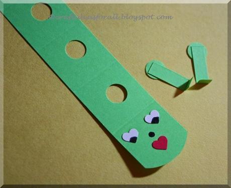 Handmade Valentine's Day Favor for Preschool Kids, Caterpillar Valentine's Day Craft Tutorial