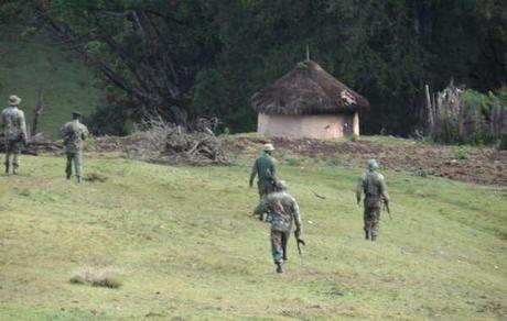 Forest guards arrive in Kenya’s Embobut Forest in preparation for the evictions. © FPP