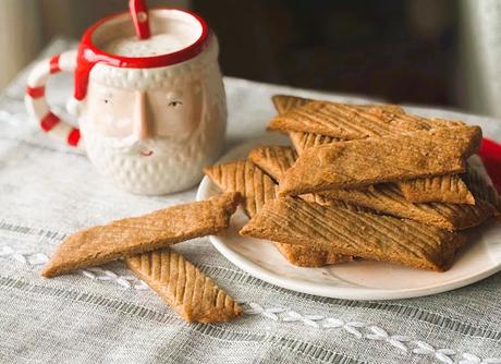 Swedish Spice Crisps (Muskotsnittar)