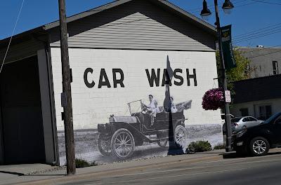 WHEAT PASTE MURALS CELEBRATE LOCAL HISTORY, Grinnell, Iowa