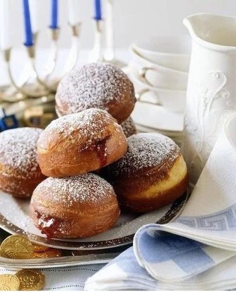 Sufganiyot jelly doughnut