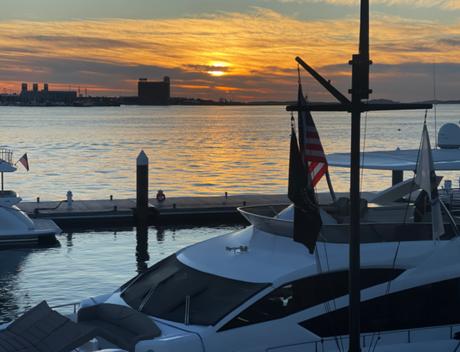 Boston Yacht Haven Inn