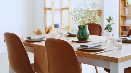 How to Choose the Right Dining Room Set for Your Space and Needs