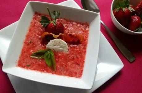 Chilled Strawberry Soup