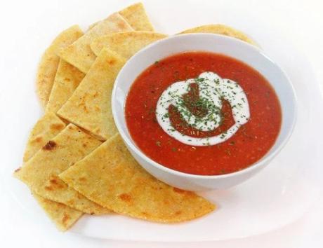 Tomato soup with polenta-garlic flatbread