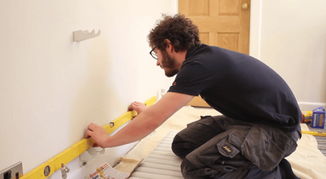 How to Install a Radiator_17_Spirit Level on Brackets