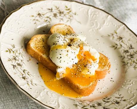 Ina Garten's Smashed Eggs on Toast