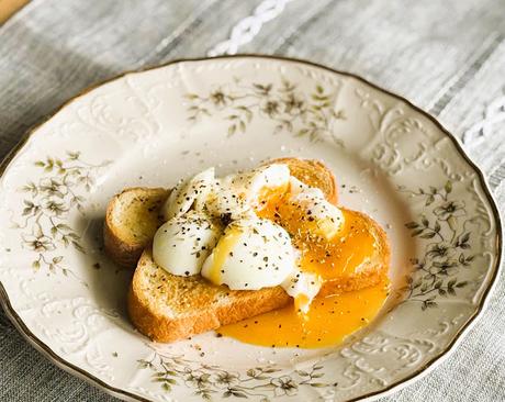 Ina Garten's Smashed Eggs on Toast