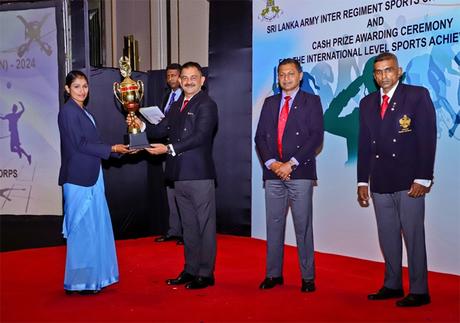 Winners of Sri Lanka Army Inter-Regiment Sports Competition Honoured