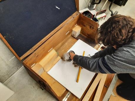 A Nativity diorama inside an antique steamer trunk (part 2, crafting the terrain) Making the landscape for our Christmas nativity diorama inside the steamer trunk