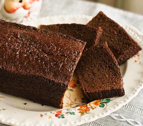 Pain d'Épices (French Gingerbread Loaf)