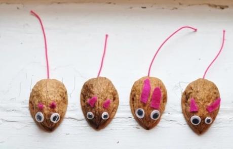 Mice made with walnut shells