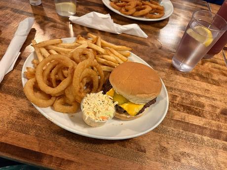 Cheeseburger at the Big Scoop