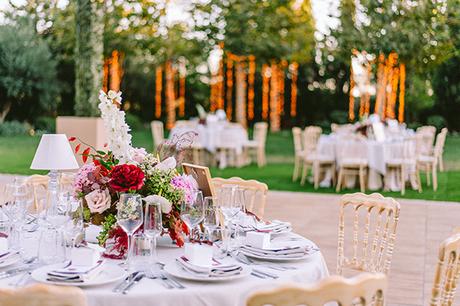 Fall wedding with romantic shades of red and pink | Georgia & Thomas