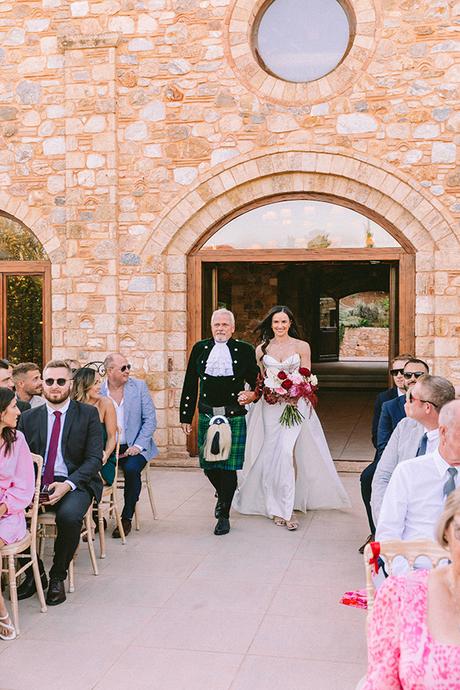 Fall wedding with romantic shades of red and pink | Georgia & Thomas