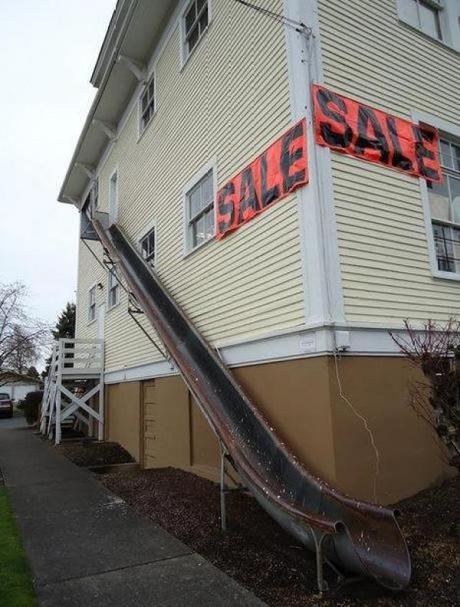 Half-Pipe Fire Escape Chute: Fixed