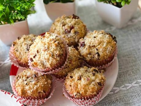 Cranberry Eggnog Muffins