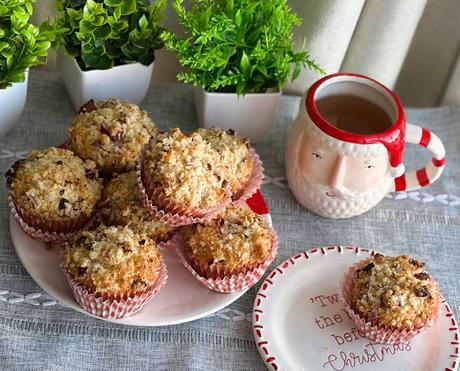 Cranberry Eggnog Muffins