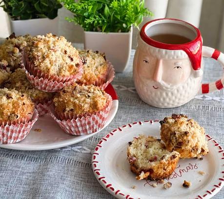 Cranberry Eggnog Muffins