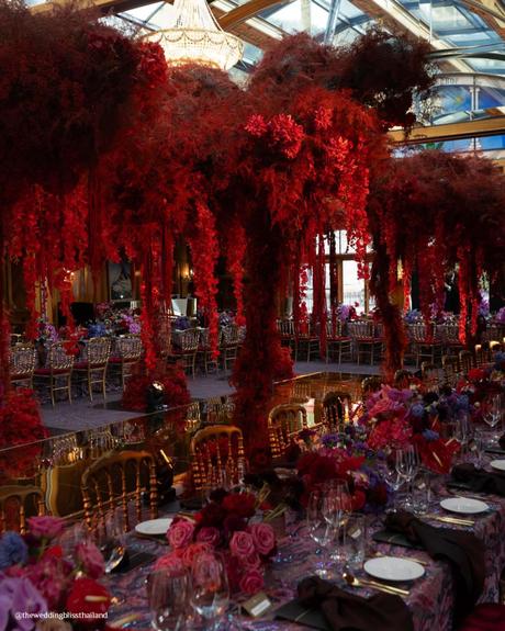 new wedding trends red flowers table decor theweddingblissthailand