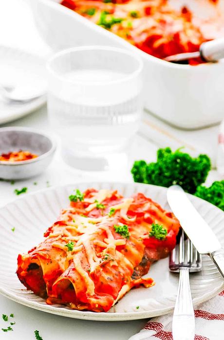 Vegetarian Lasagna Roll Ups