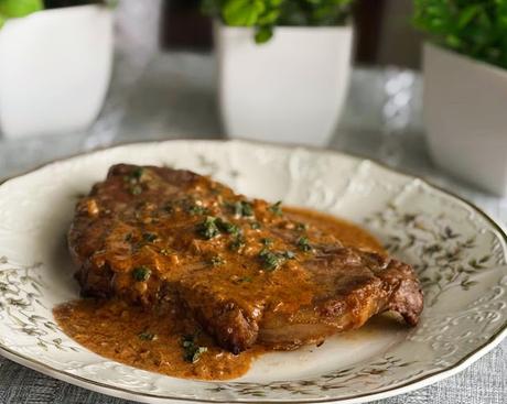 Simple Beef Steak Diane