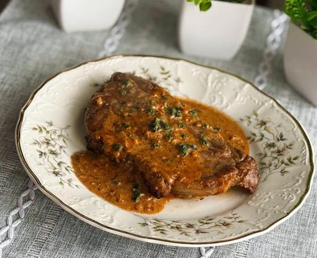 Simple Beef Steak Diane