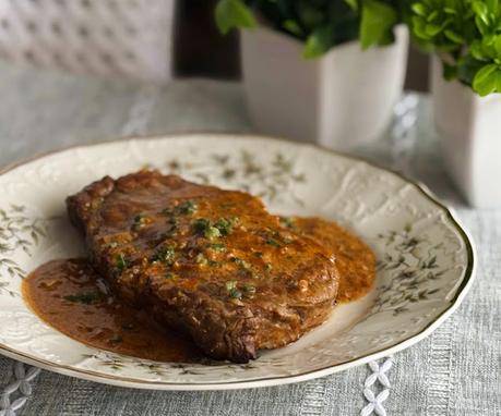 Simple Beef Steak Diane