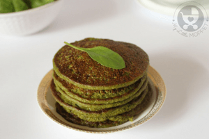 Give your baby a healthy, nutritious start to the day with these Spinach Oat Pancakes! They don't just look nice, they taste real good as well!