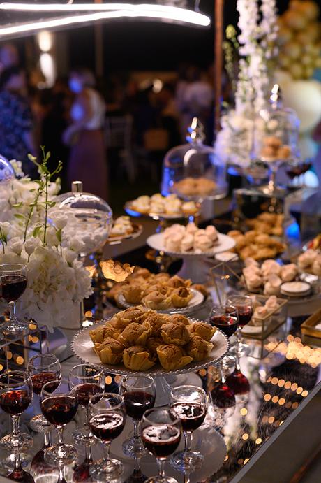 timeless-wedding-rethymno-white-florals_20