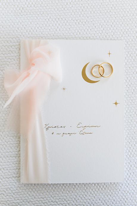 timeless-wedding-rethymno-white-florals_03