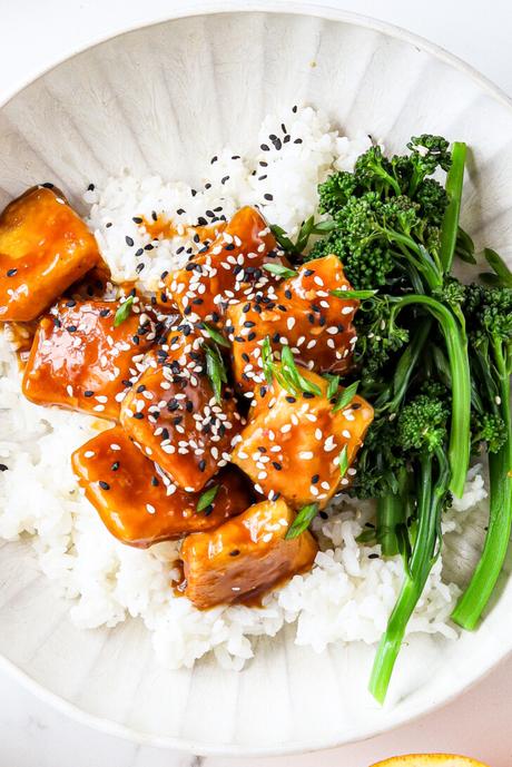 Crispy Baked Orange Tofu