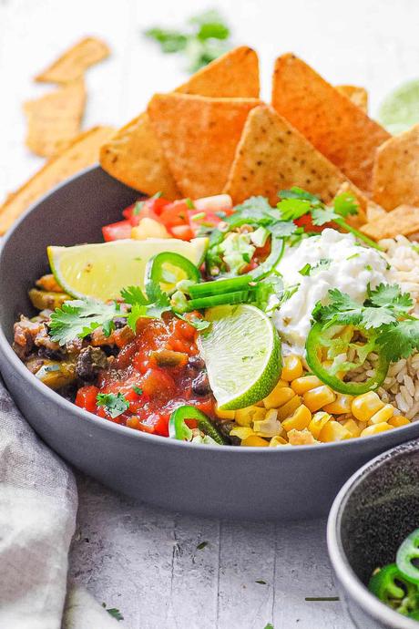 Healthy Vegetarian Burrito Bowl