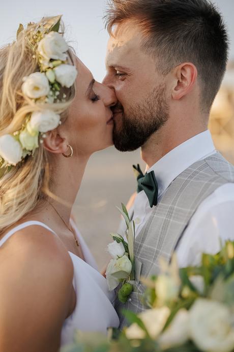 Beautiful beach wedding in Rhodes | Kinga & Bartek