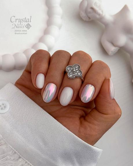 milky white nails simple cute chrom clean nailcocktail