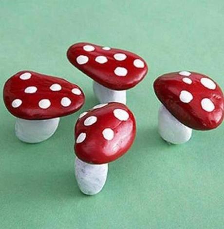 Ten Ways to Paint Pebbles With The Little Ones Mushrooms