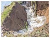 SLA personnel restore collapsing dam of Aluthdivulwewa Reservoir