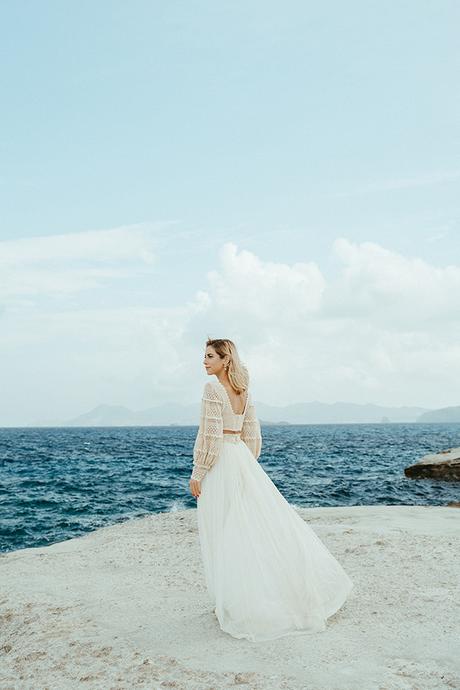 romantic-elopement-sea-styled-shoot_08