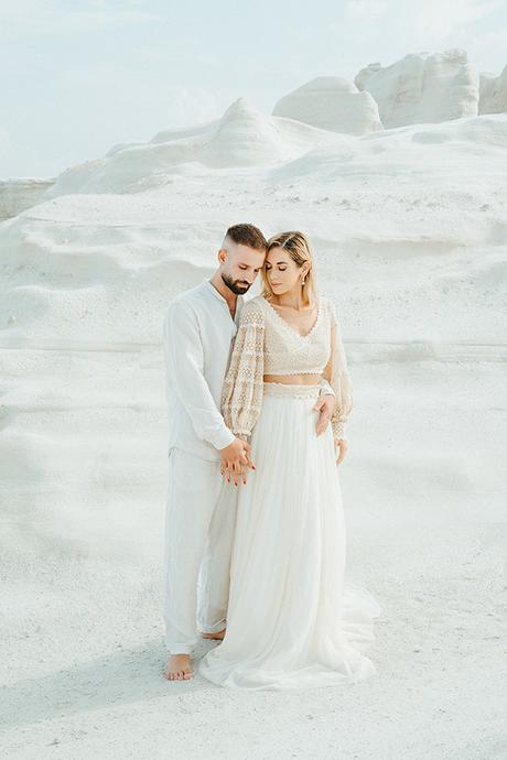 romantic-elopement-sea-styled-shoot_03