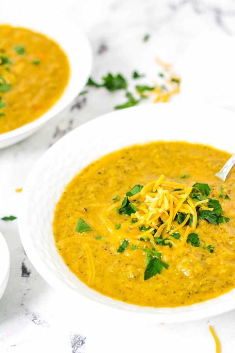 Instant Pot Broccoli Cheddar Soup