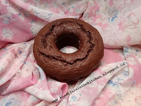 GÂTEAU À LA BANANE ET AU CHOCOLAT / CHOCOLATE BANANA CAKE / BIZCOCHO DE CHOCOLATE Y BANANA / كيك الموز والشوكولاتة GÂTEAU À LA BANANE ET AU CHOCOLAT / CHOCOLATE BANANA CAKE / BIZCOCHO DE CHOCOLATE Y BANANA / كيك الموز والشوكولاتة