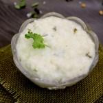 Here is a nutritious as well as yummy coriander curd khichdi recipe for you! The ingredients are highly nutritious & help in growth and development of baby.