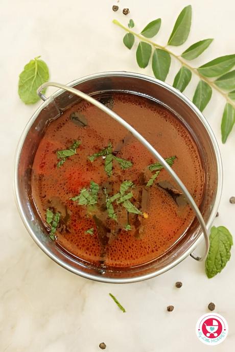 Our Black Chana Coriander Soup is the perfect winter delight, combining the wholesome goodness of black chana with the fresh flavor of coriander.