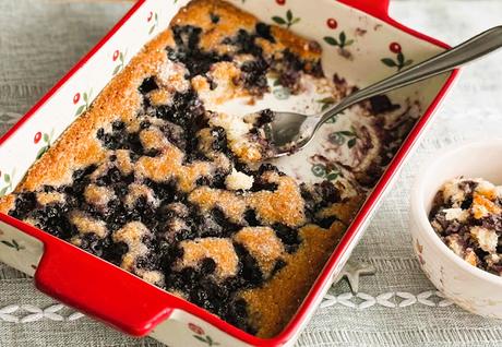 Easy Blueberry Cobbler