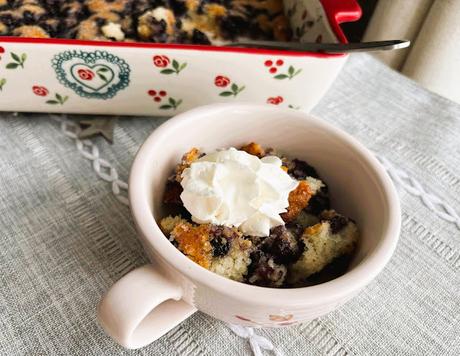 Easy Blueberry Cobbler